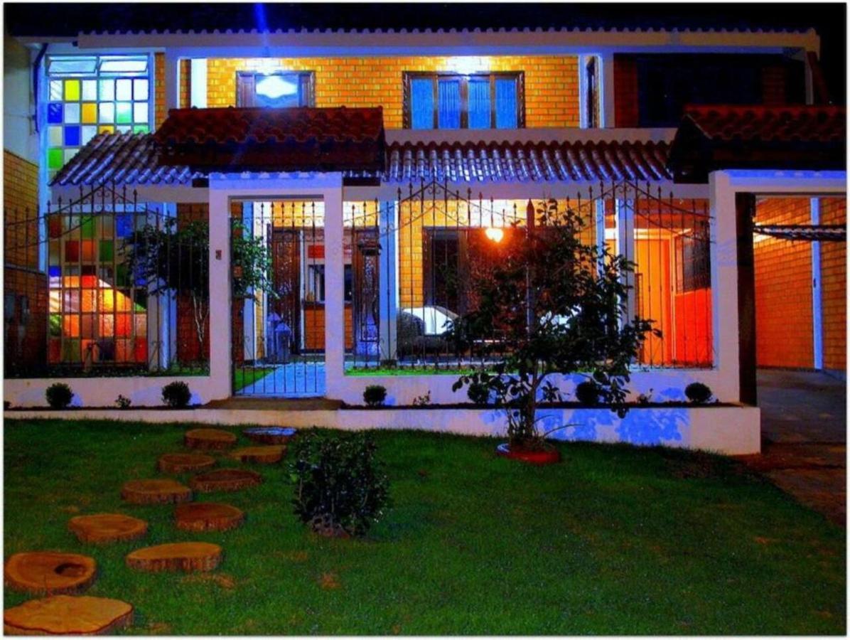 Guest House La Mansion ฟอสดูอีกวาซู ภายนอก รูปภาพ